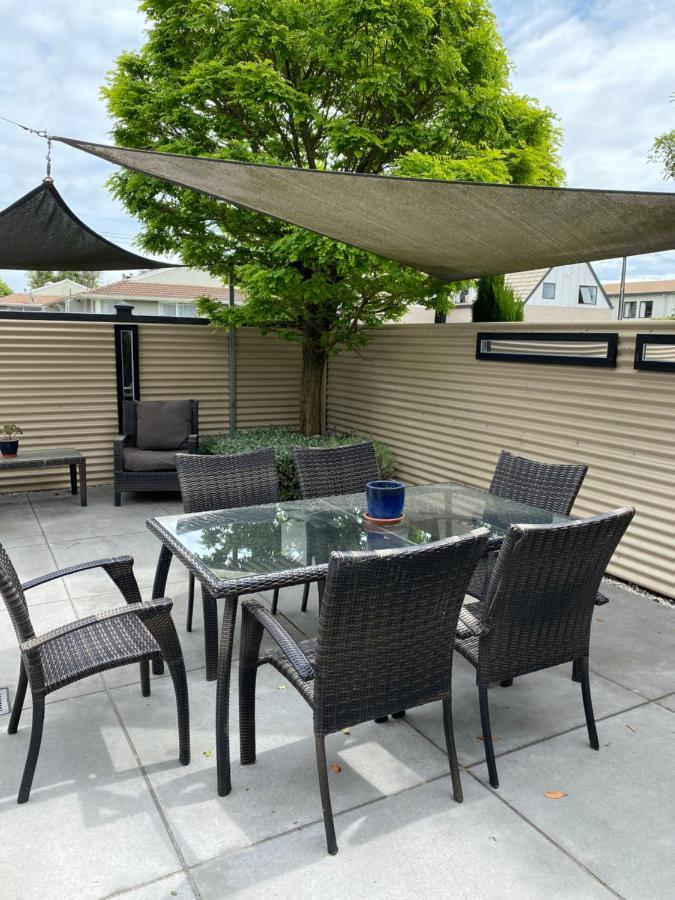 Home By Hagley Park Christchurch Exterior foto