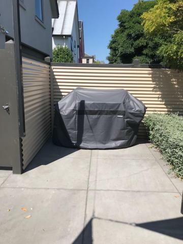 Home By Hagley Park Christchurch Exterior foto